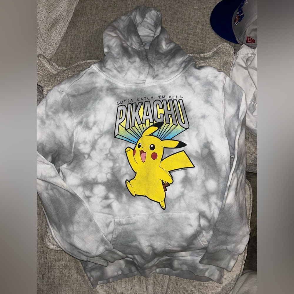Boys, Pikachu, hooded sweatshirt. Size 10/12